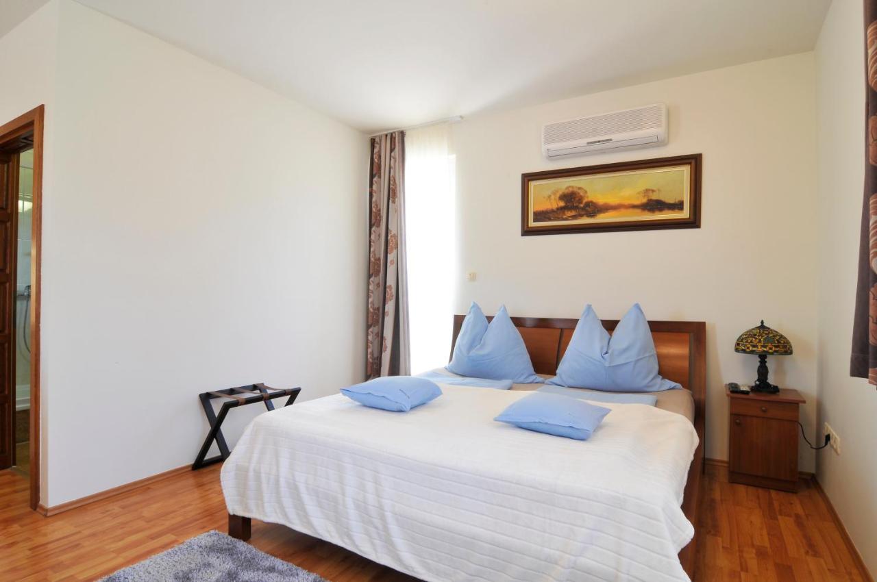Farkas Apartman Siófok Buitenkant foto